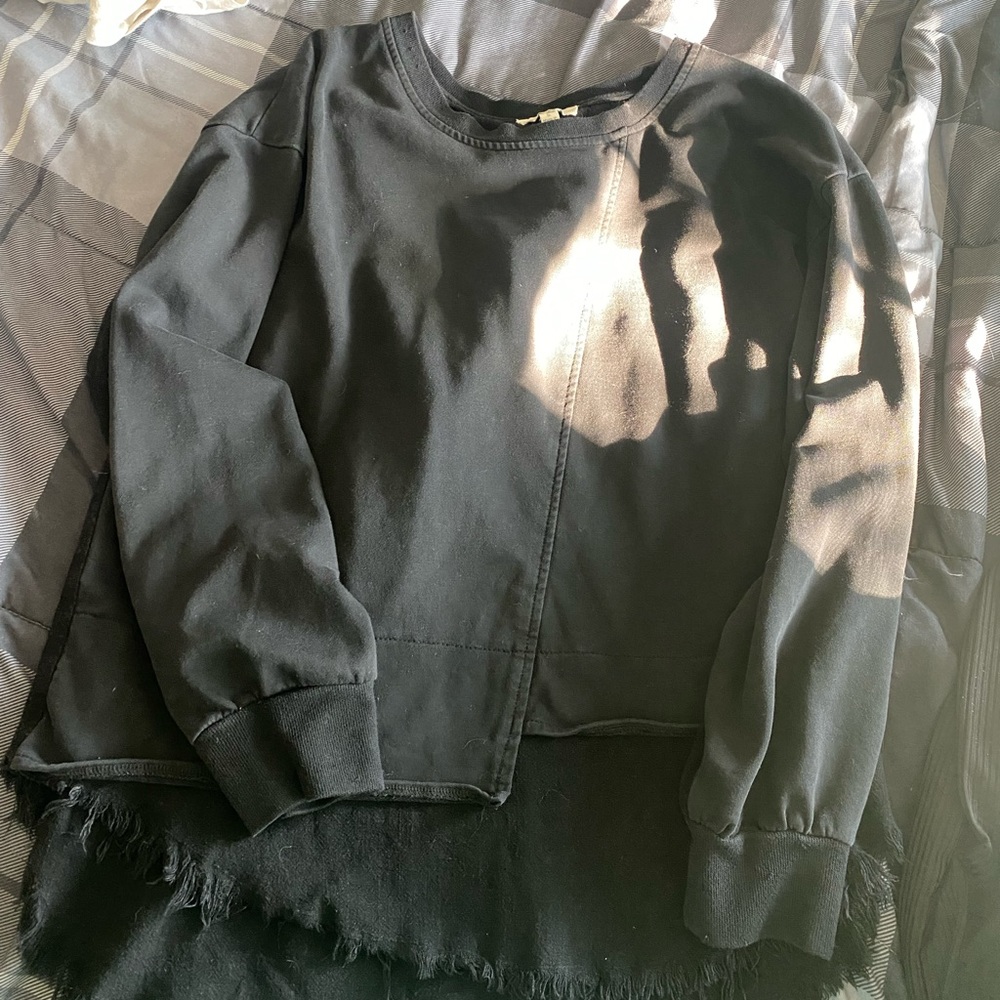 Raw hem sweatshirt